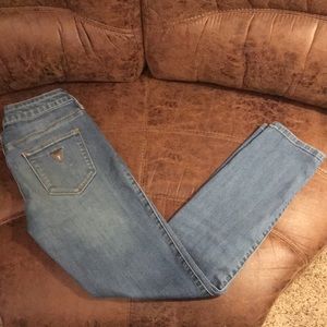🔻🔻 PRICE DROP!! Guess Brand skinny jeans